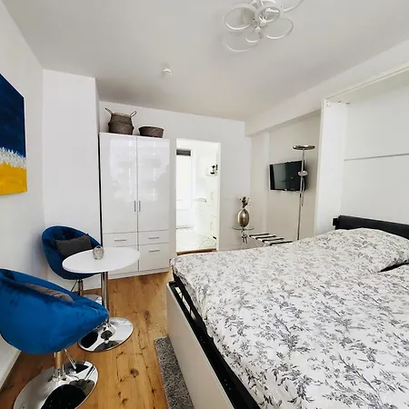 Stader Wohnzimmer שטאדה